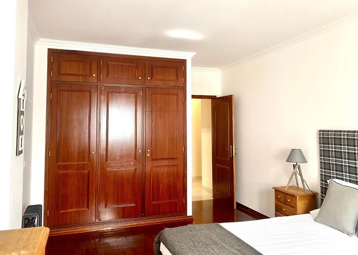 Διαμέρισμα Brick Ocean *